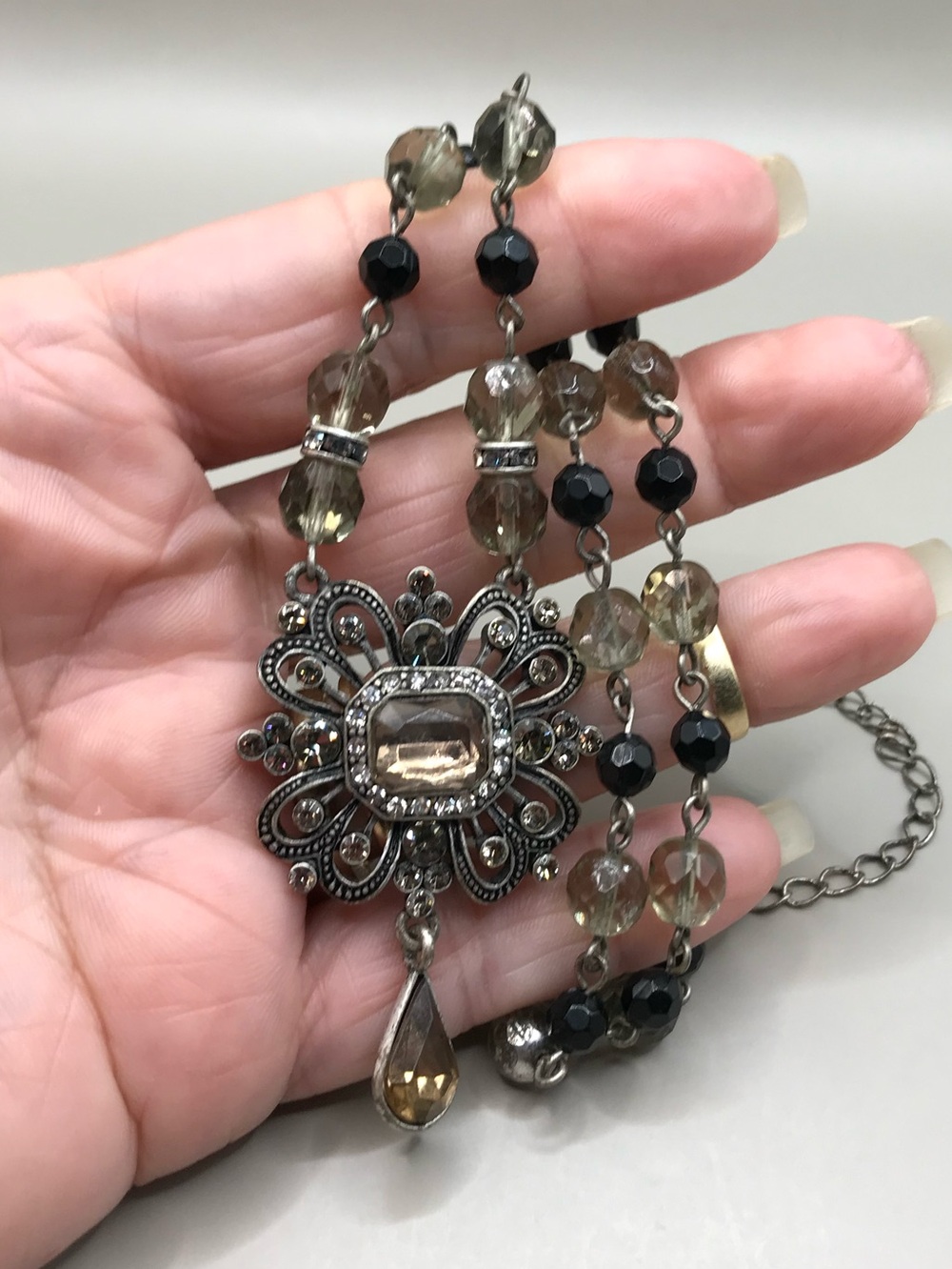 Avon Antique Silver-Tone Floral Design Drop Necklace - Picture 7 of 7